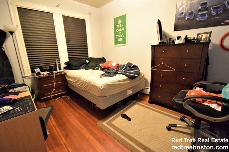 Building Photo - 55 Calumet St