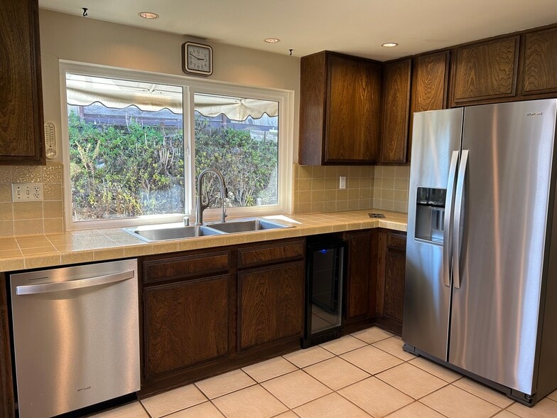 Kitchen - 14676 Deervale Pl