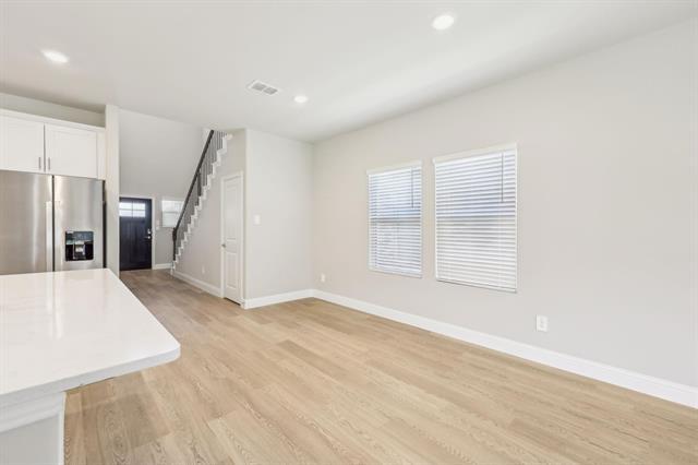 Building Photo - 502 Blanton St