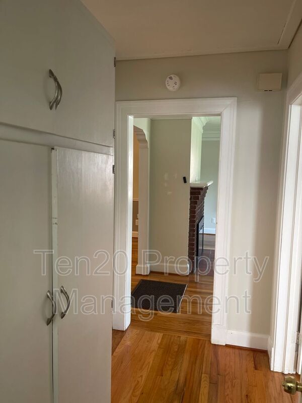 Building Photo - 1515 30th St