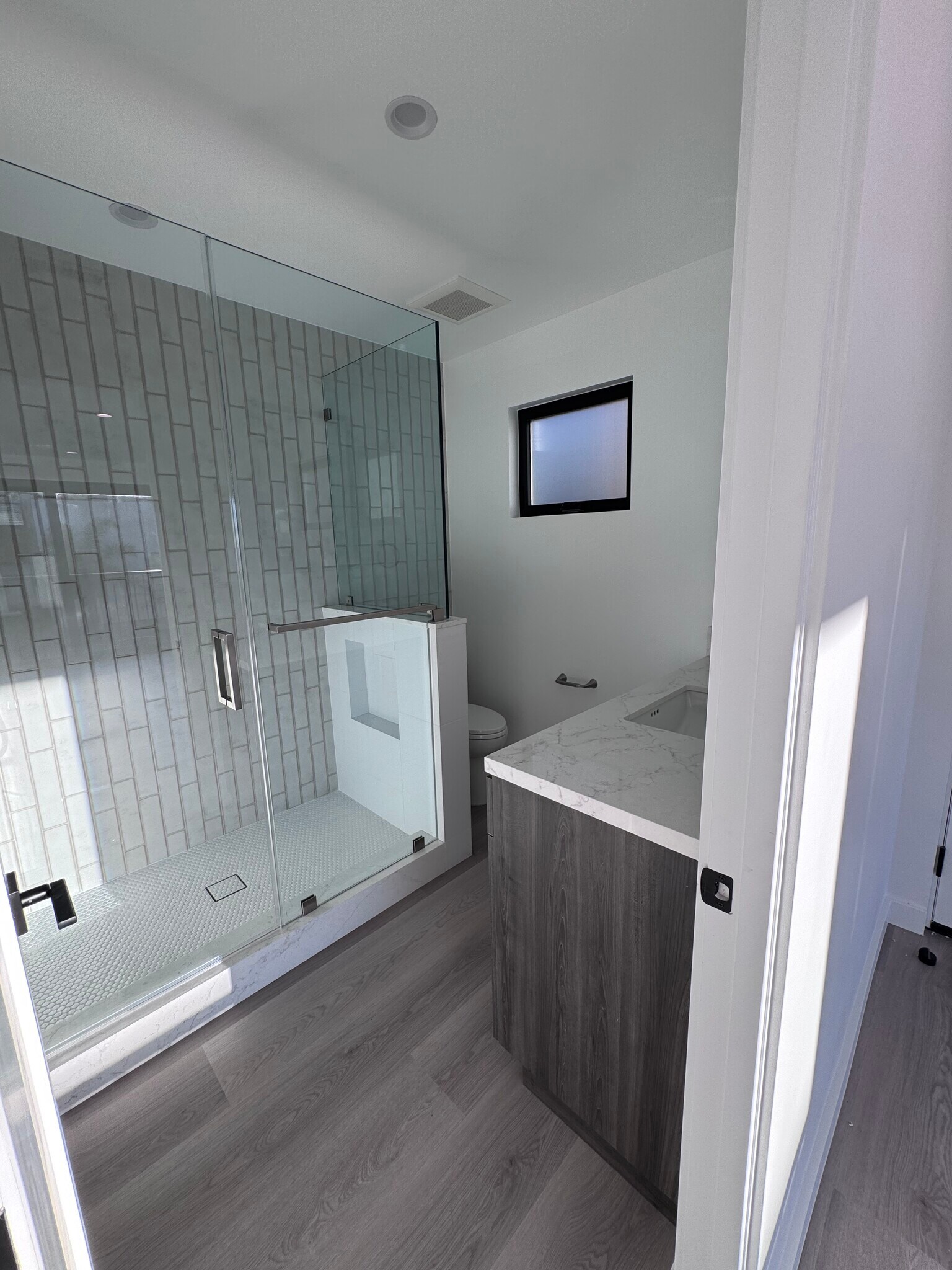 Bathroom - 2408 Highland Ave