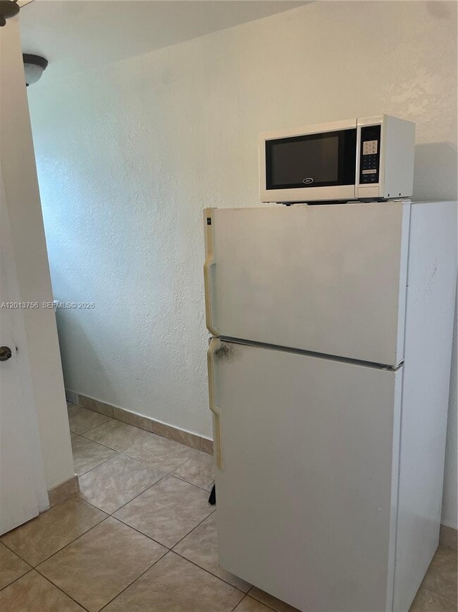 Building Photo - 4115 SW 108th Ave