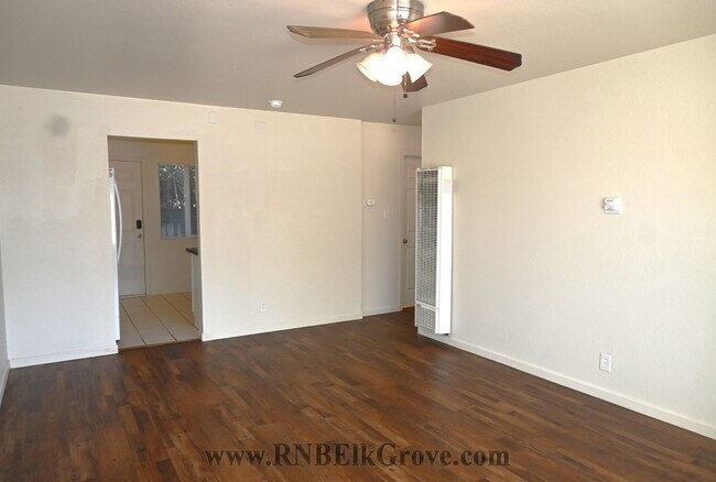 Building Photo - 6903 Fruitridge Rd