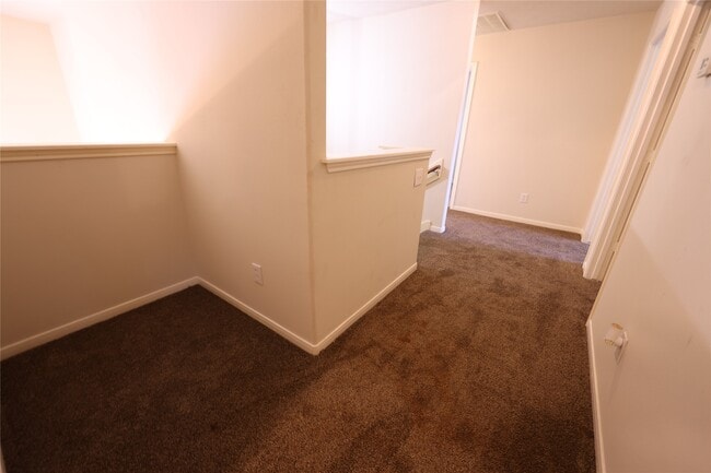 Building Photo - 1007 Harrisburg Ct