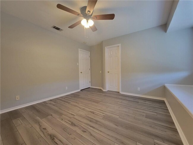 Building Photo - 1717 Matthews Ln