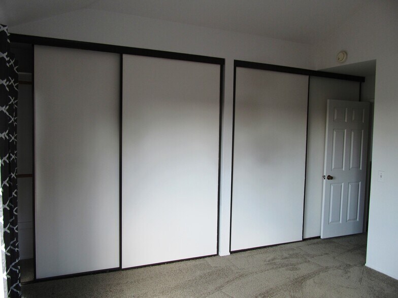 Master bedroom Closets - 11422 Madera Rosa Way