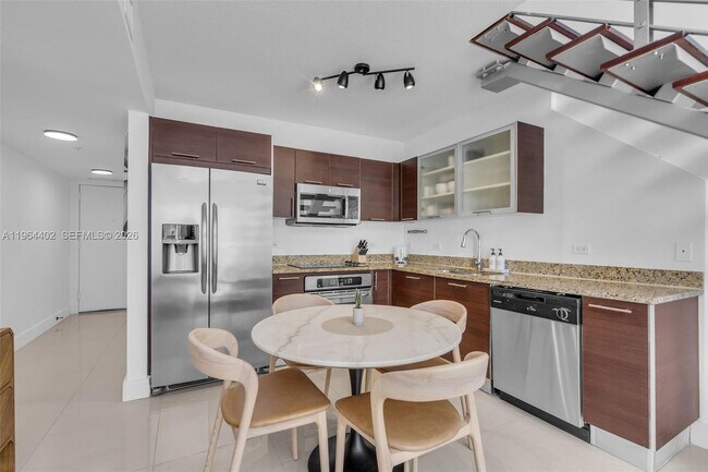 Building Photo - 41 SE 5th St