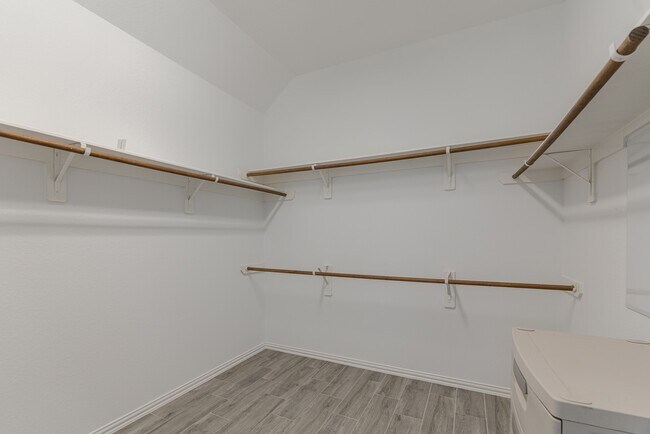 Building Photo - 54 N Marshside Pl