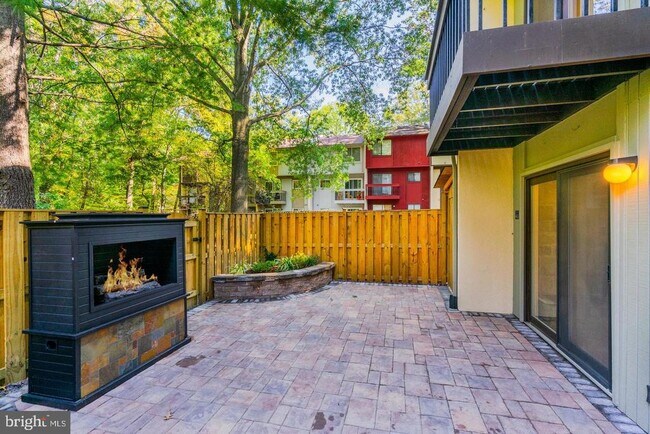 Building Photo - 2246 White Cornus Ln