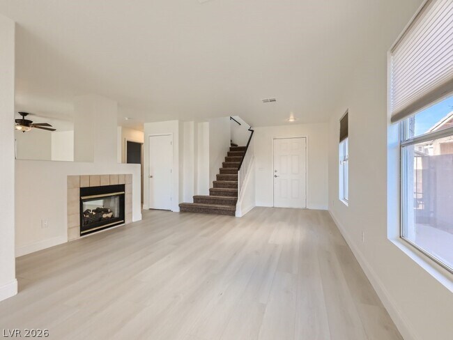 Building Photo - 1220 Swanbrooke Dr