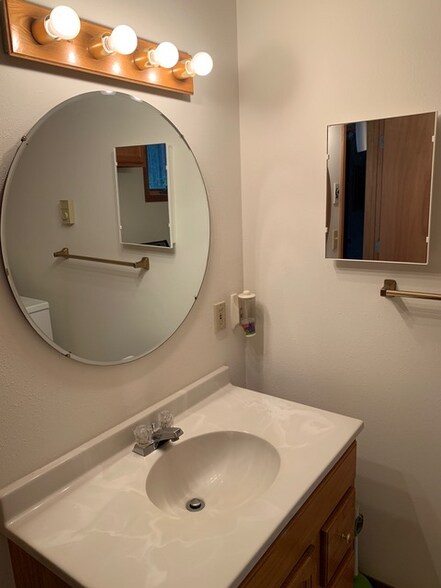 Building Photo - 334 Flathead Lodge Rd