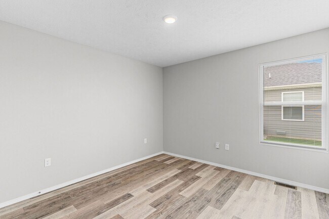 Building Photo - 1212 Choctaw Rd