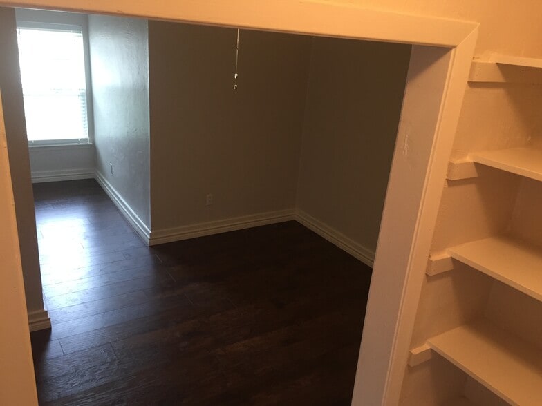 3rd bedroom - 920 Lazy Creek Ln
