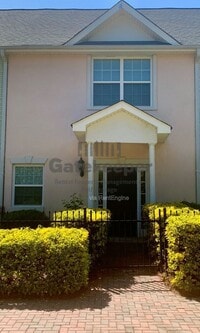 Building Photo - 76 Intown Pl