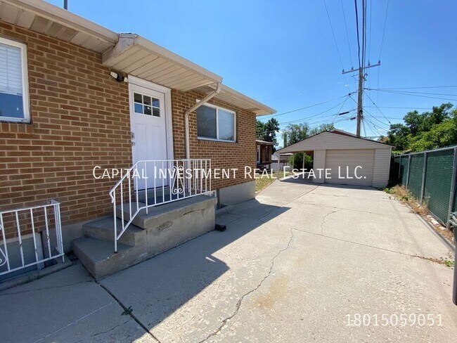 Building Photo - 2626 S 1700 E