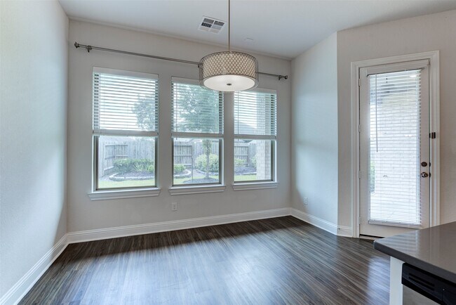 Building Photo - 4802 Gingerwood Trace Ln