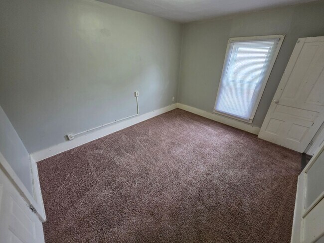 Building Photo - 712 McDonough St