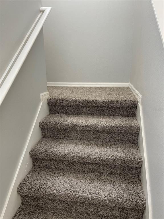 Building Photo - 2061 Retreat View Cir