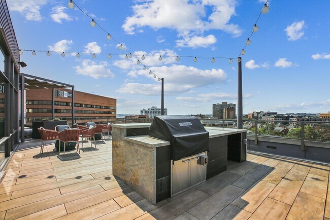 Grilling station on roof top deck - 1201 N Royal St