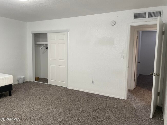 Building Photo - 10604 Fieldrock Ct