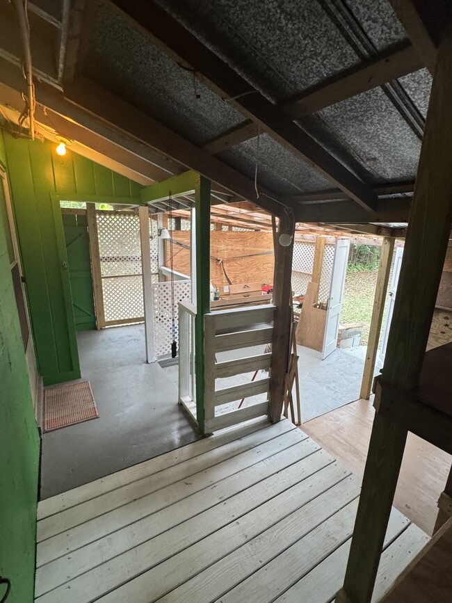 Building Photo - 1612 Pepper Dr