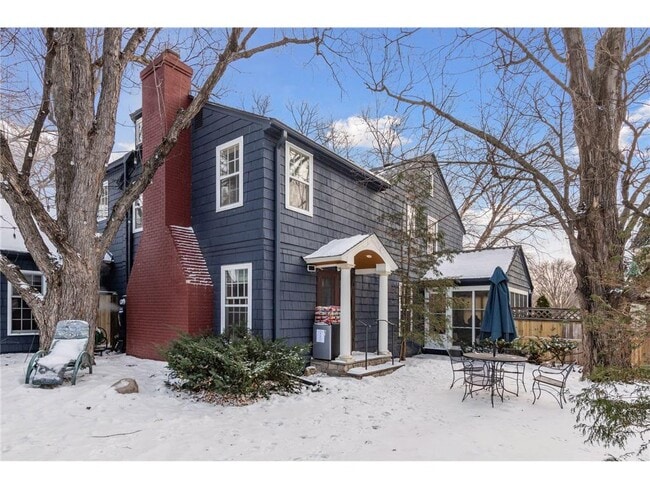 Building Photo - 3 Edina Ct