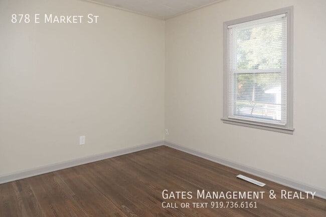 Building Photo - 878 E Market St