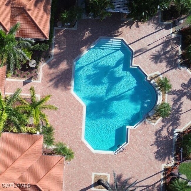 Building Photo - 1160 Wildwood Lakes Blvd