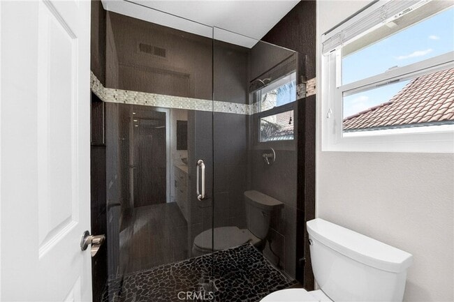 Building Photo - 3355 Sterling Dr