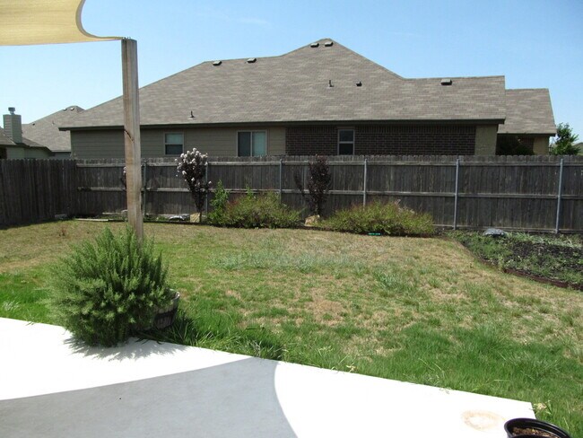 Building Photo - 4 BEDROOM, BELTON ISD, COMMUNITY POOL