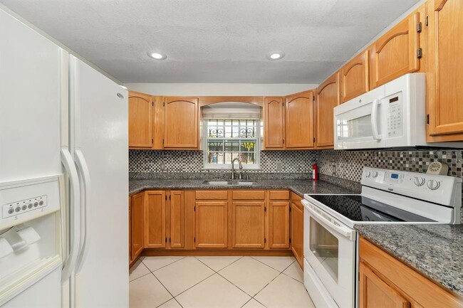 Building Photo - 3312 W Braddock St