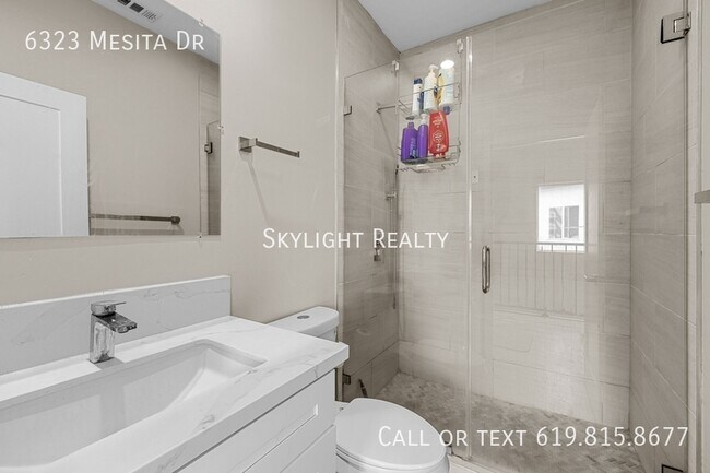 Building Photo - 6323 Mesita Dr