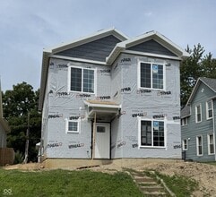 Building Photo - 228 N Randolph St
