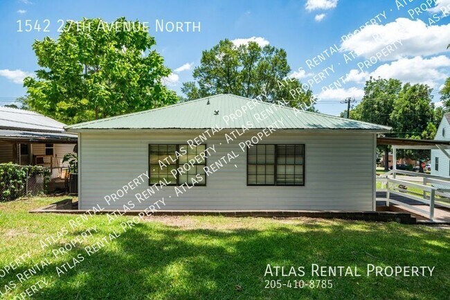 Building Photo - 1542 27th Ave N