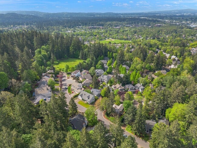 Building Photo - Private Retreat Backing to Trails in the Heart of Lake Oswego