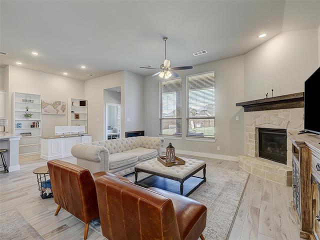 Building Photo - 1213 Thrasher Dr