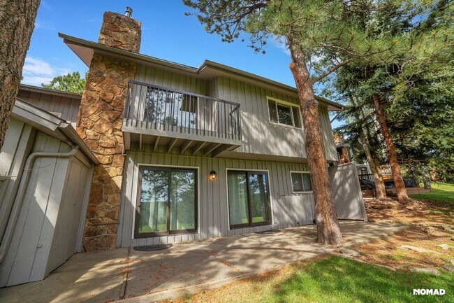 Building Photo - Spacious 4BR Condo in Evergreen