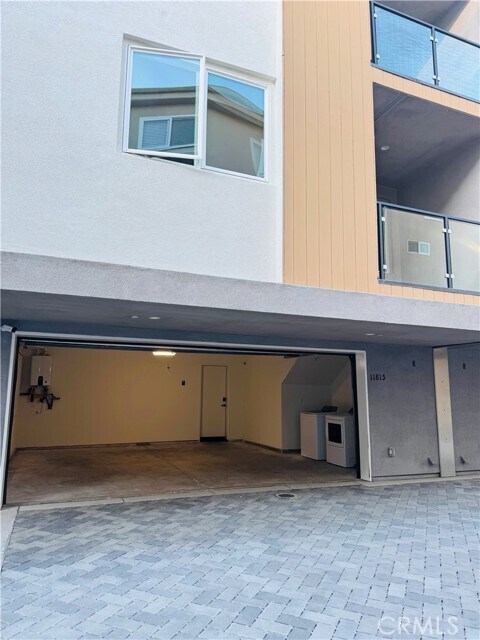 Building Photo - 11815 Holly Wy