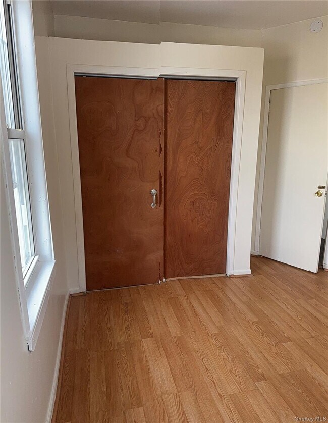 Building Photo - 103-14 91st St