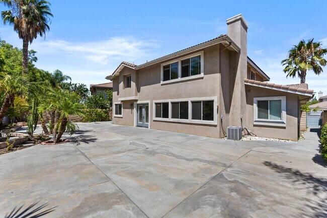 Building Photo - 16636 China Berry Ct