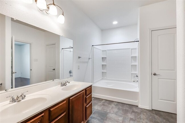 Building Photo - 1029 Brighton Pl