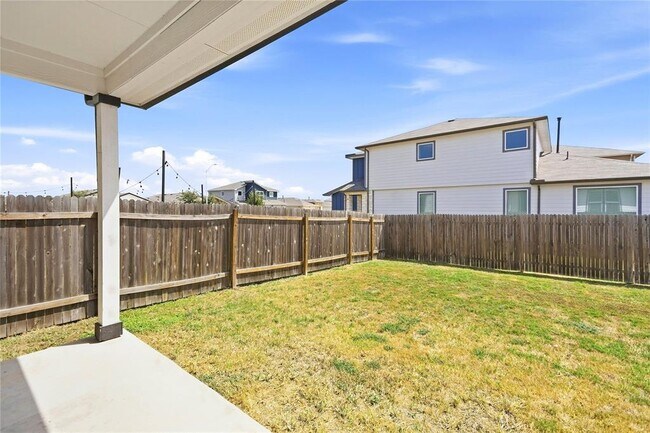 Building Photo - 515 Millbrook Blvd