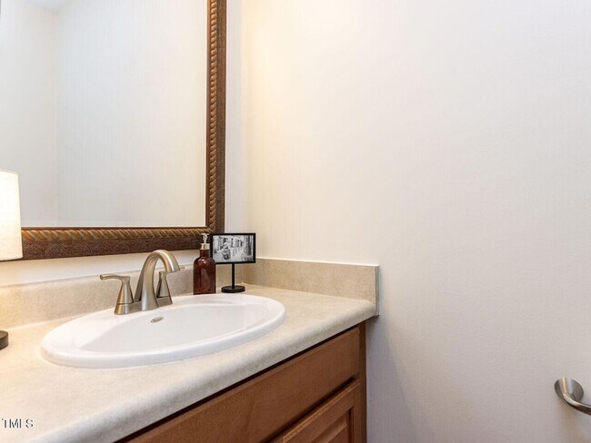 Building Photo - 4646 Fawnbrook Cir
