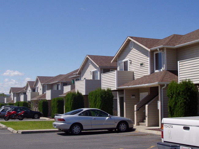 Building Photo - Juniper Village Apartments