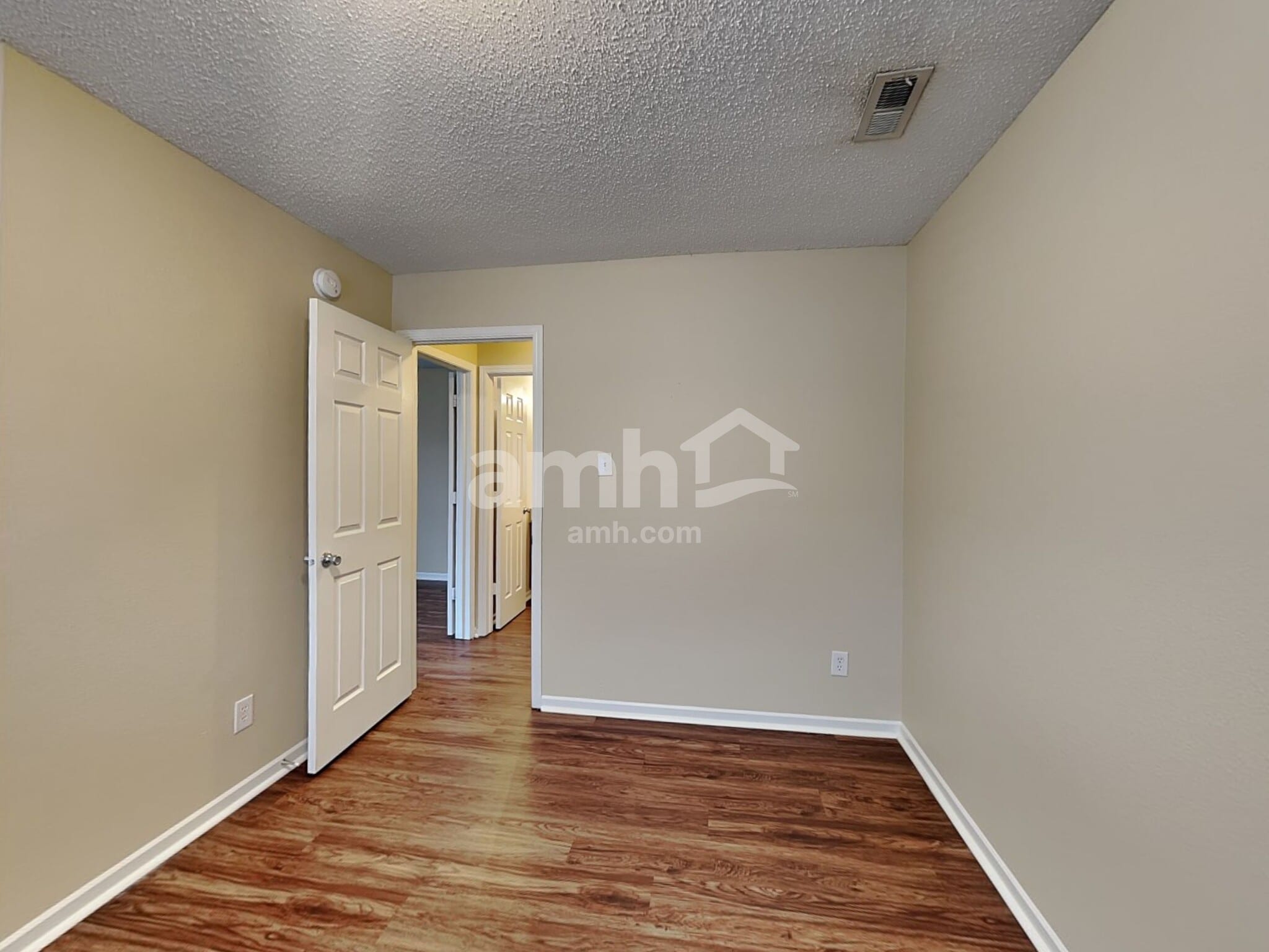 Building Photo - 12671 Republic Dr