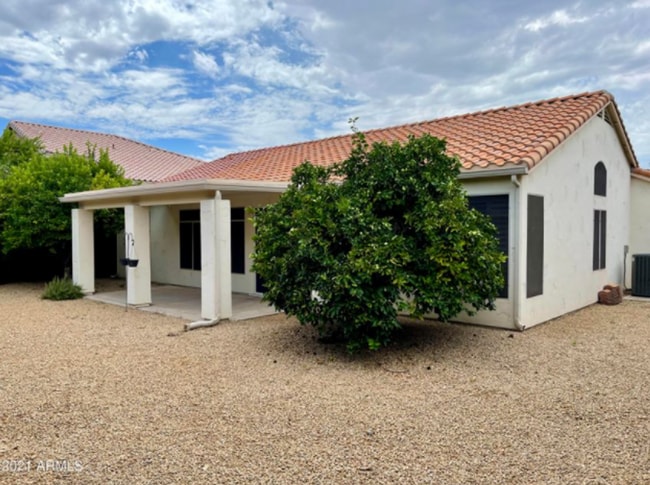 Building Photo - Scottsdale 3 Bed, 2 Bath Single Story Home PLUS Den
