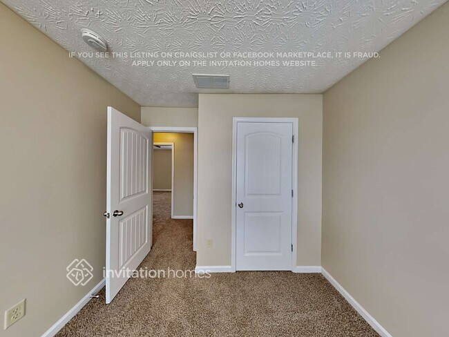 Building Photo - 517 Brady Dr