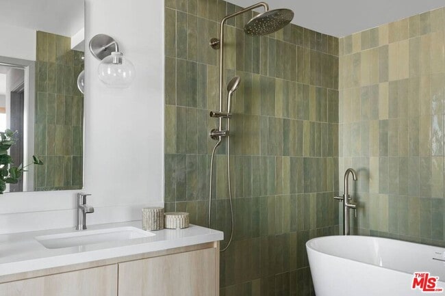 Building Photo - 6320 Garvanza Ave