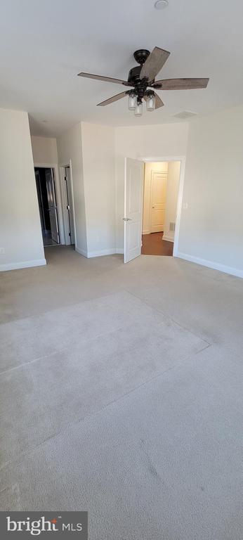 Building Photo - 1 N Commerce Square