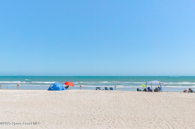 Building Photo - 4800 Ocean Beach Blvd
